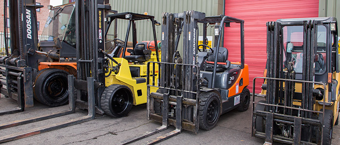 Image of a forklift with lift capacity