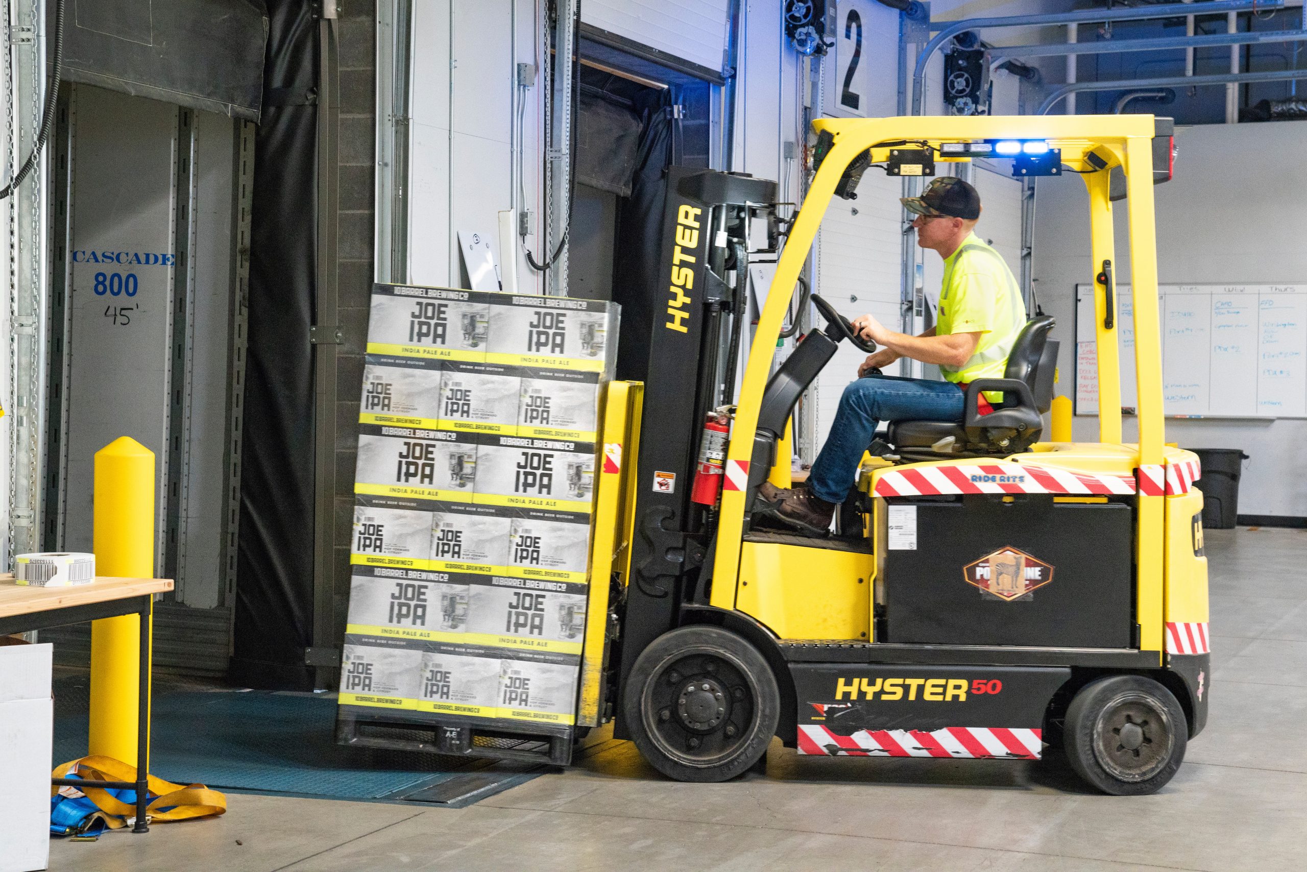 7 common uses of forklifts